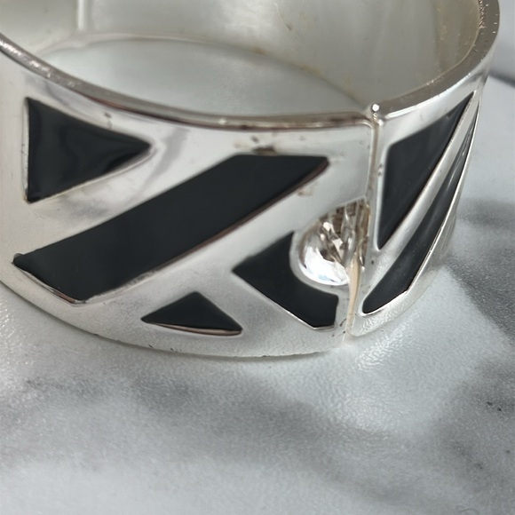 Pre owned Anne Klien Silver and Black Geometric bracelet - Picture 11 of 16
